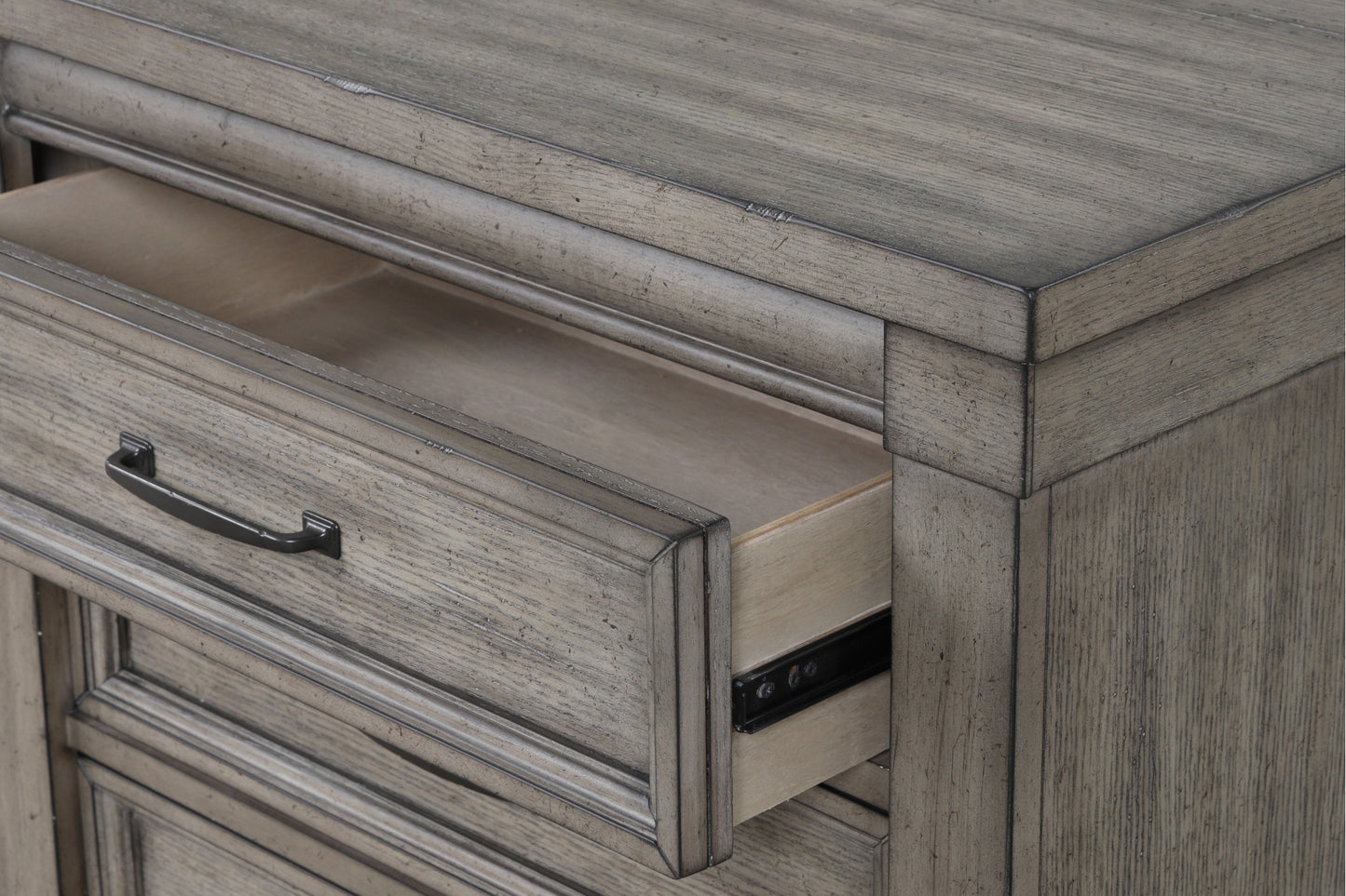 Hartford 3-Drawer Nightstand